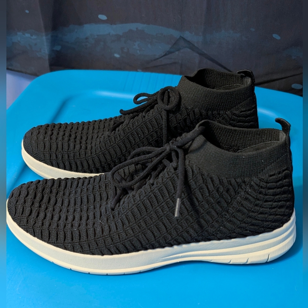 Euc FitFlop Sporty Uberknit Slip On Sneakers Like walking On Clouds ☁️☁️☁️
